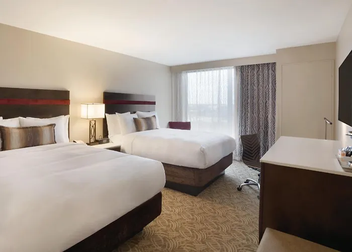 Chicago By Ihg Hotel 3*