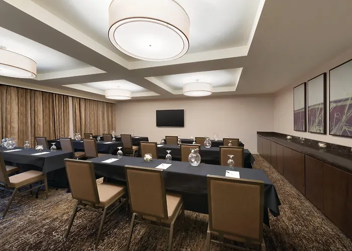 Chicago By Ihg Hotel Schaumburg