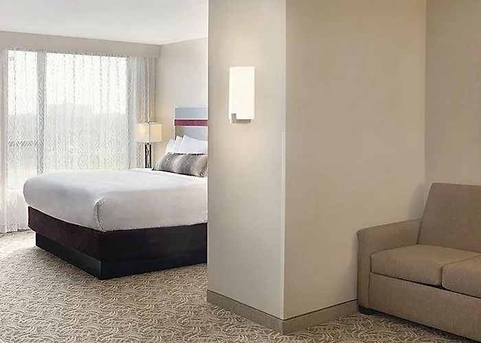 Chicago By Ihg Hotel